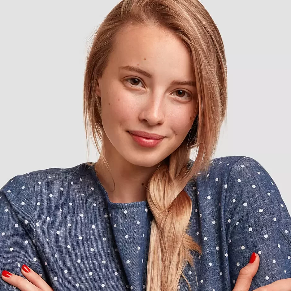 زهرا حاجیان